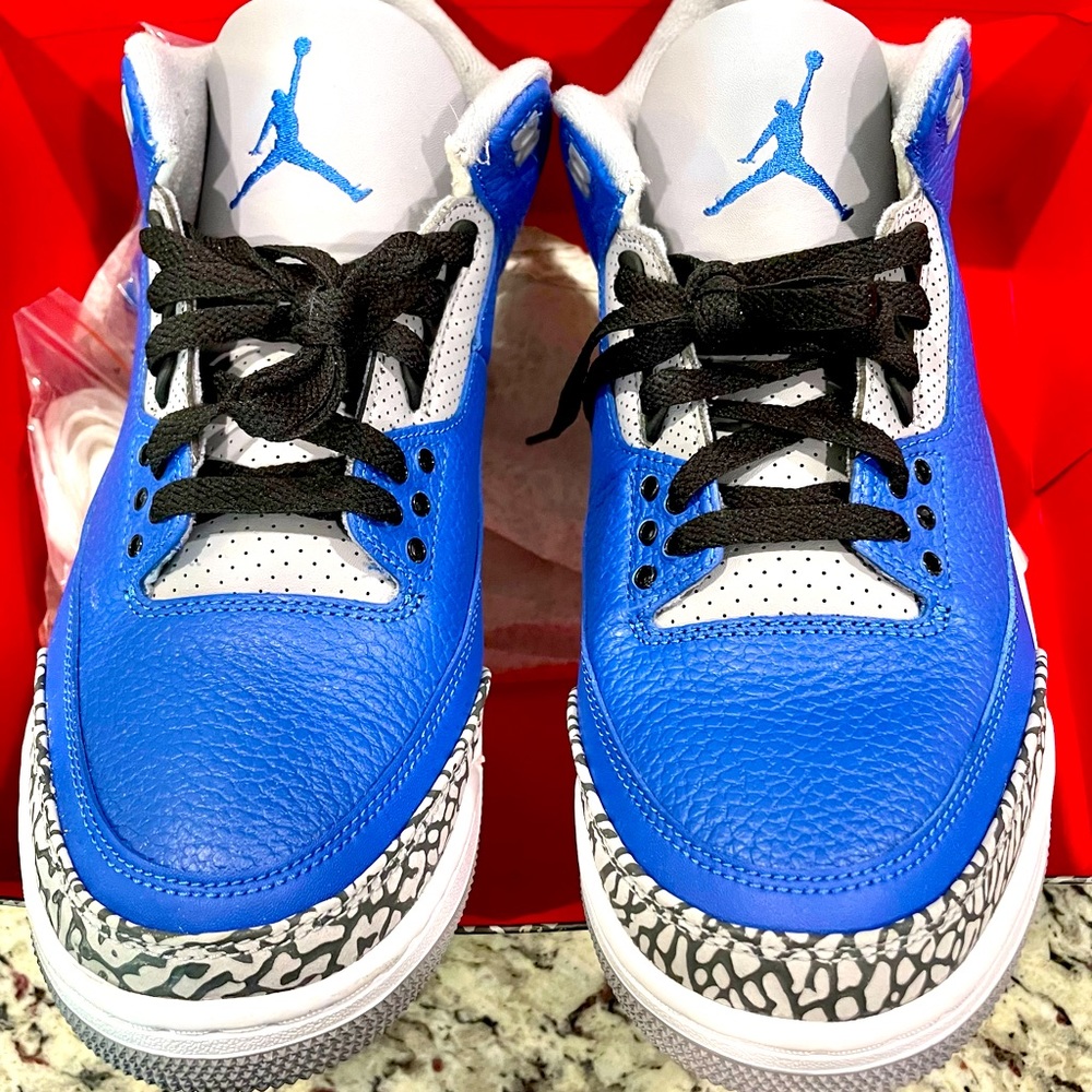 Air Jordan 3 Retro - Varsity Royal